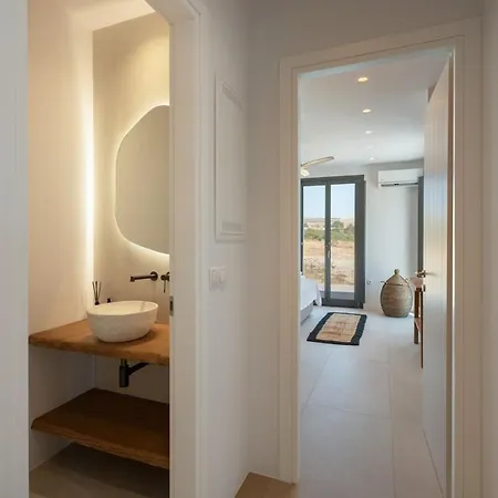 Near - 3br - Private Pool - Candia בית נופש נאוסה
