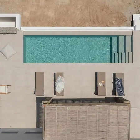 בית נופש Near - 3br - Private Pool - Candia נאוסה