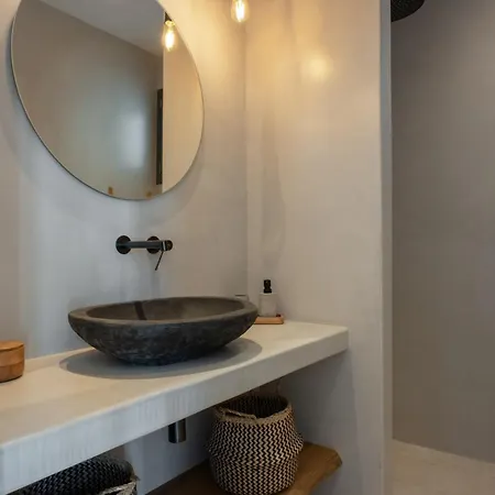 Near - 3br - Private Pool - Candia בית נופש *