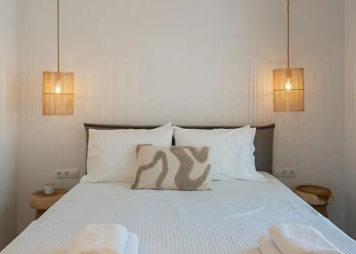 Near - 3br - Private Pool - Candia * ナウサ