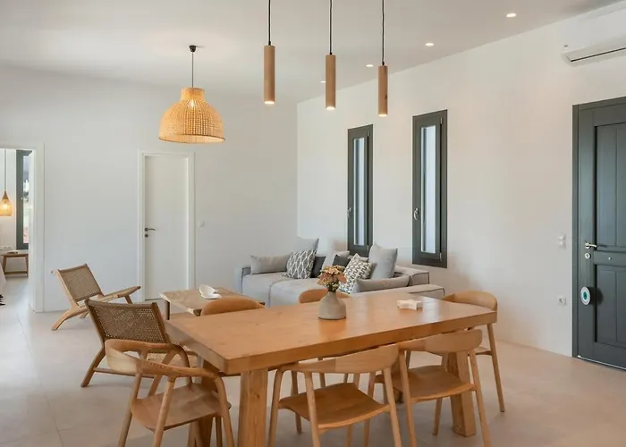 Near - 3br - Private Pool - Candia Naousa (Paros)